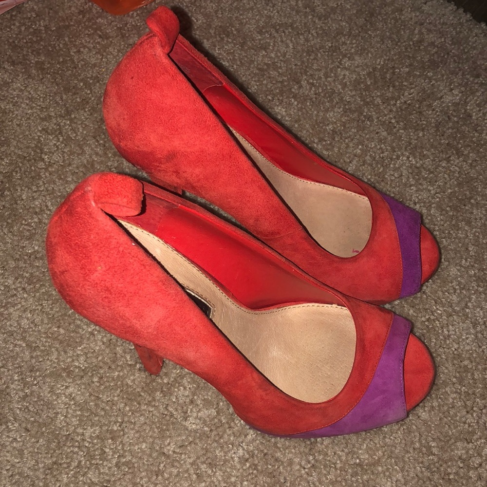 Two tone heels.